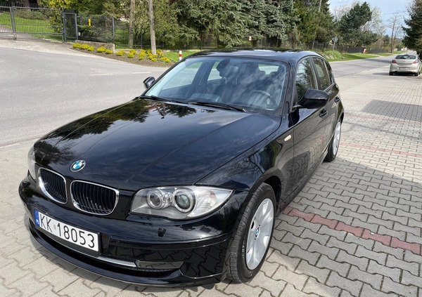 BMW Seria 1 cena 28500 przebieg: 158000, rok produkcji 2011 z Kraków małe 154